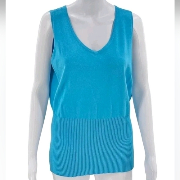 Whisper Knit by Louis Dell'Olio Vneck Sleeveless Sweater - Picture 3 of 6